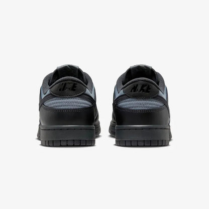 NIKE | DUNK LOW RETRO SE { OFF NOIR/BLACK-SMOKE GREY-ANTHRACITE
