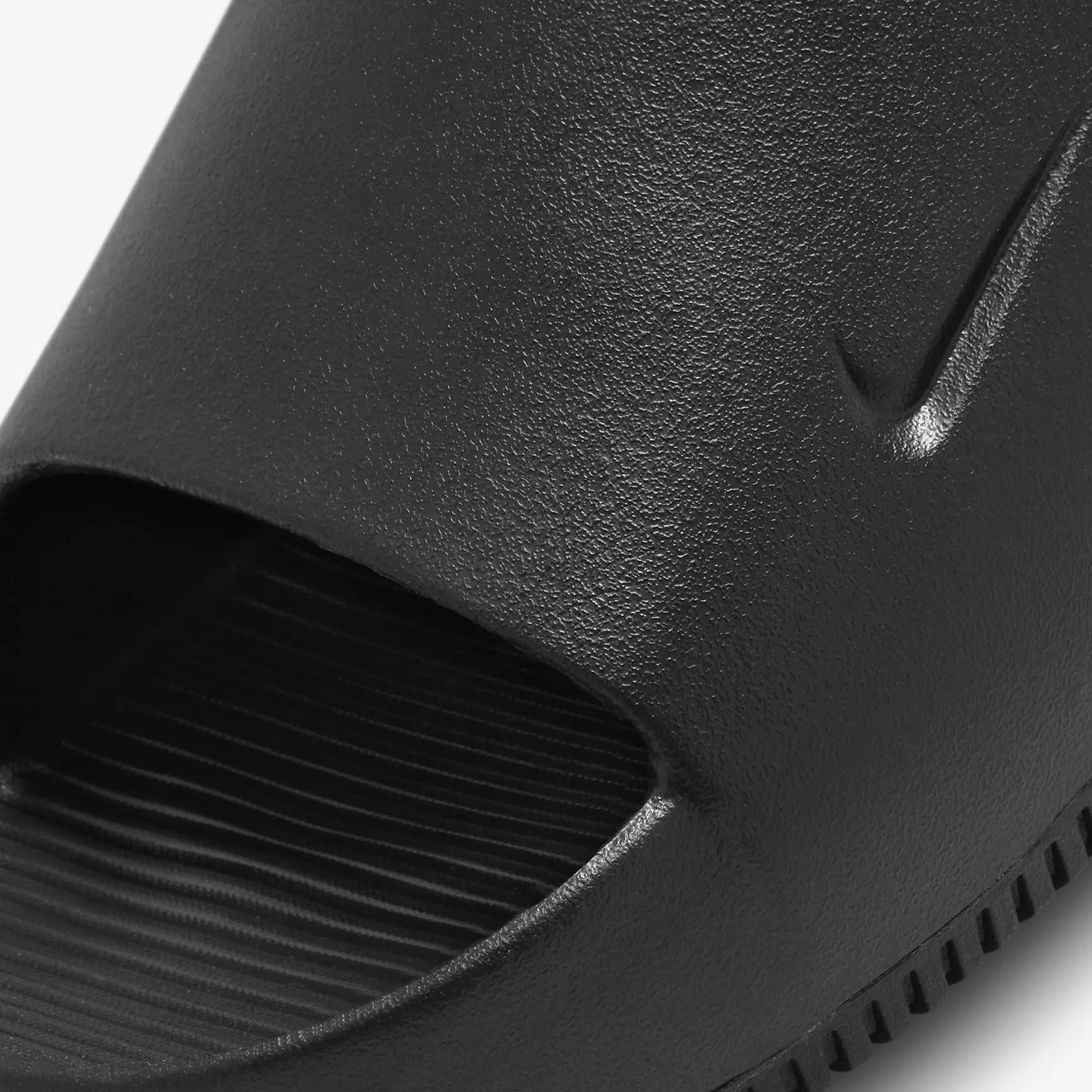 Nike | CALM  { BLACK/BLACK