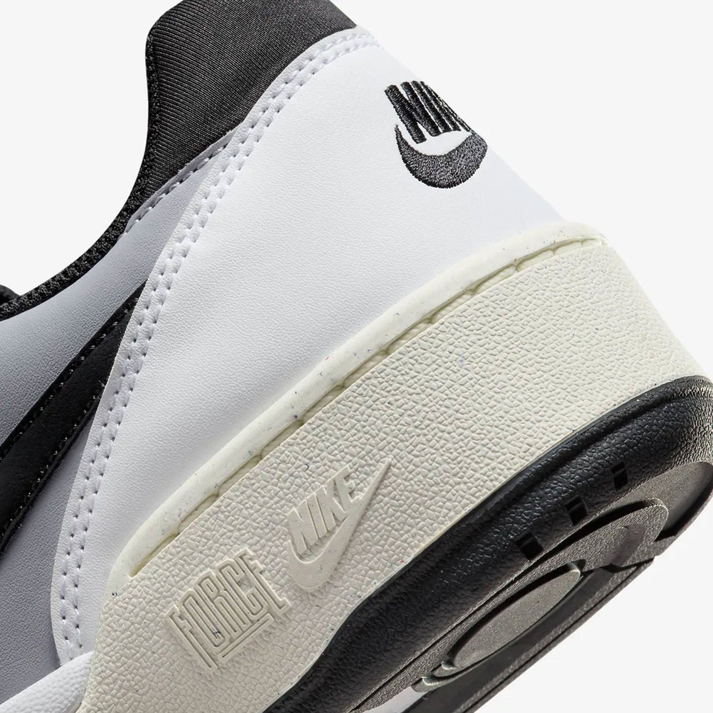 NIKE | FULL FORCE LOW { WHITE/BLACK-PEWTER-SAIL