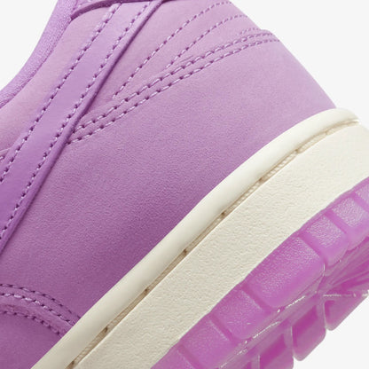 Nike | DUNK LOW PREMIUM MF  { RUSH FUCHSIA/RUSH FUCHSIA-RUSH FUCHSIA