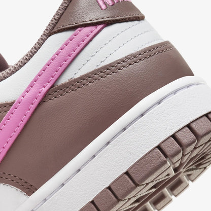 Nike | DUNK LOW  { SMOKEY MAUVE/PLAYFUL PINK-WHITE