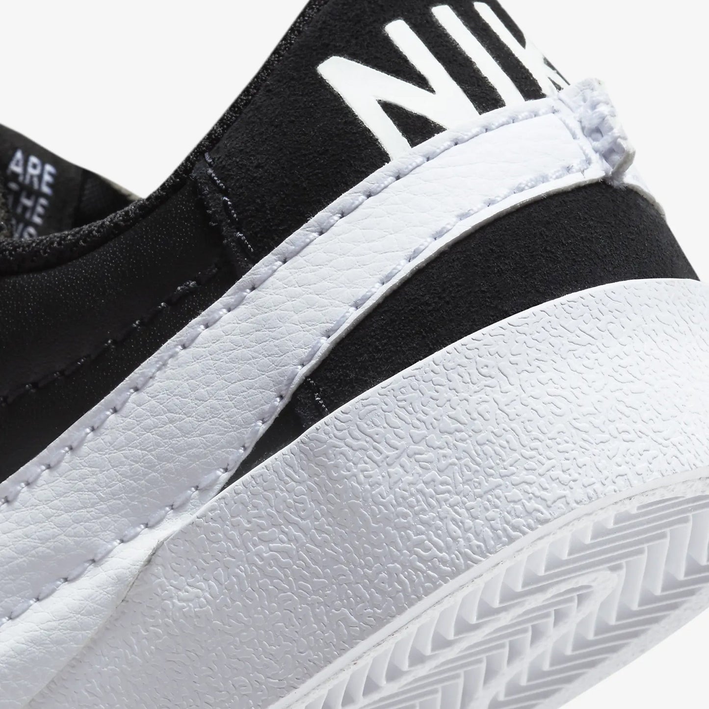 Nike | BLAZER LOW '77 JUMBO { BLACK/WHITE-BLACK-TEAM ORANGE