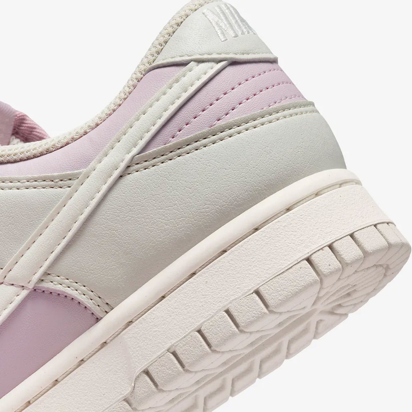 NIKE | DUNK LOW { LIGHT BONE/SAIL-PLATINUM VIOLET