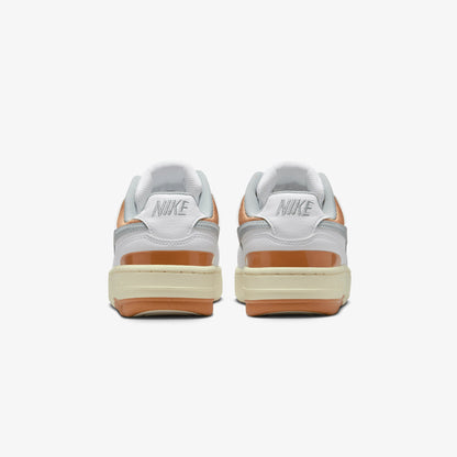 NIKE | GAMMA FORCE { WHITE/LIGHT PUMICE-FLAX-COCONUT MILK
