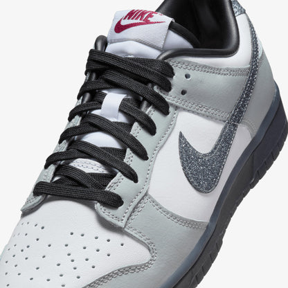 NIKE | DUNK LOW LX { WHITE/MULTI-COLOR-WHITE-LT SMOKE GREY