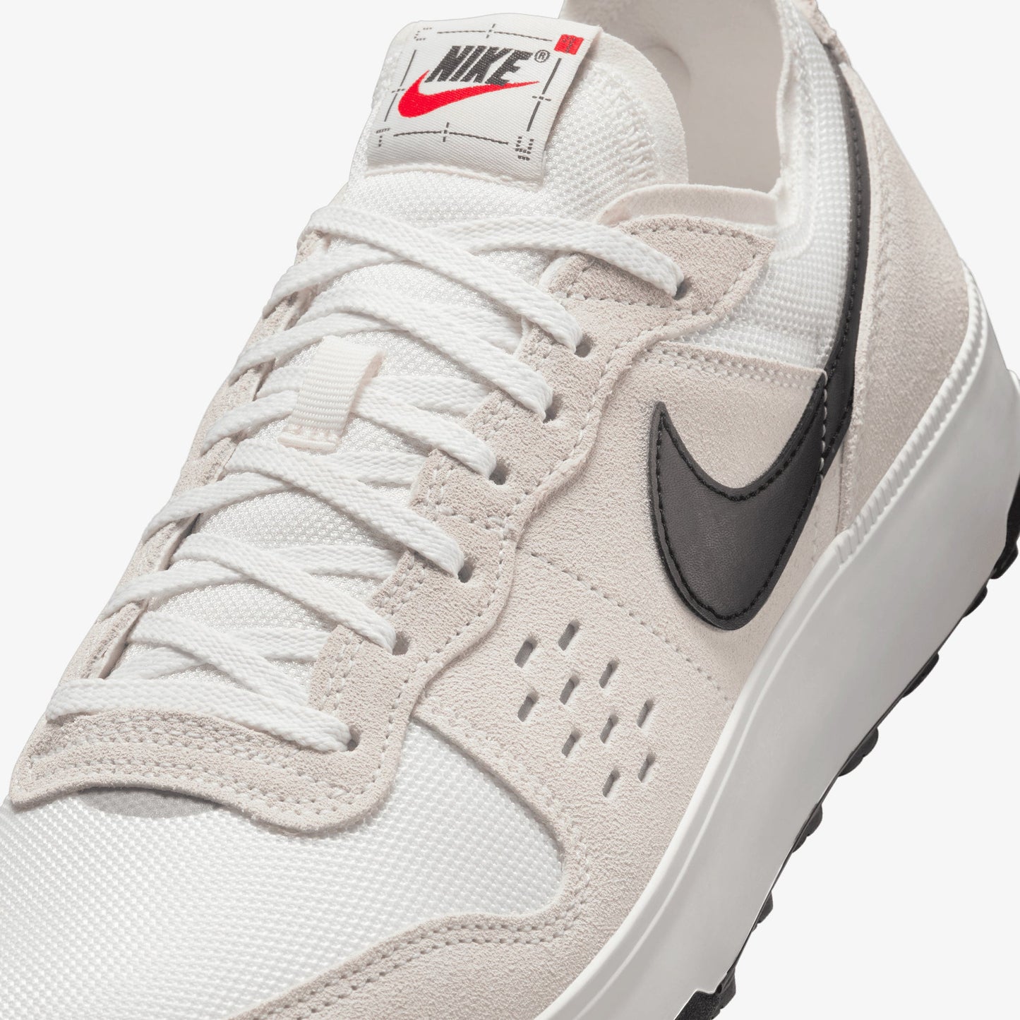 Nike | C1TY { SUMMIT WHITE/BLACK-FIRE RED