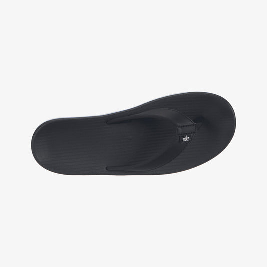 Nike | BELLA KAI  { FLIP FLOPS