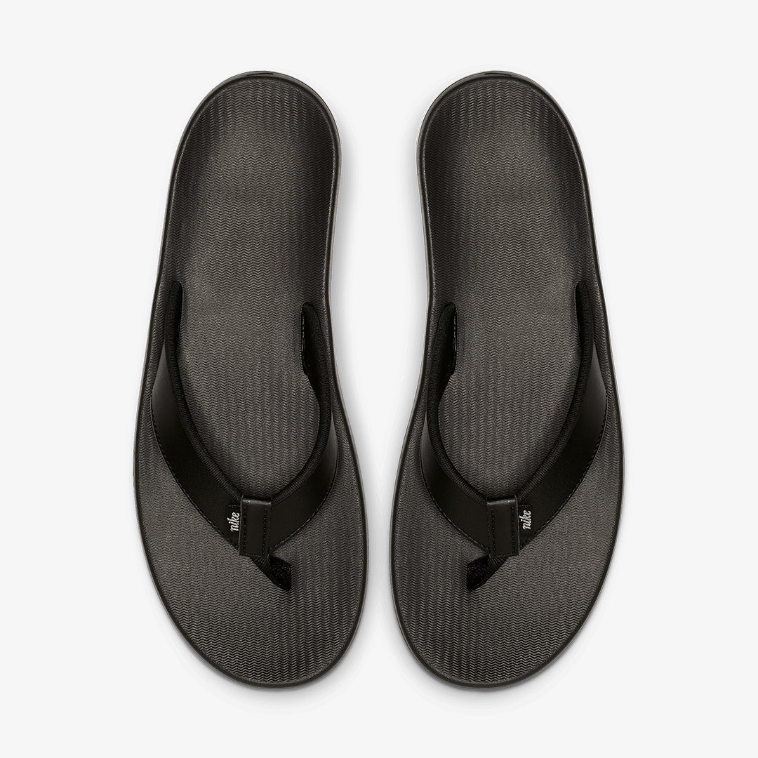 Nike | BELLA KAI  { FLIP FLOPS