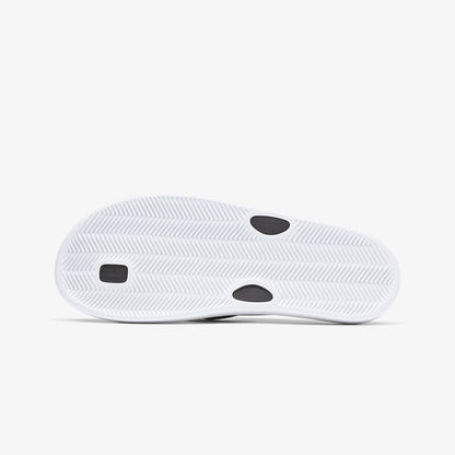 Nike | BELLA KAI  { FLIP FLOPS