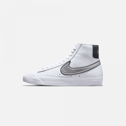 Nike | BLAZER MID'77 ESSENTIAL