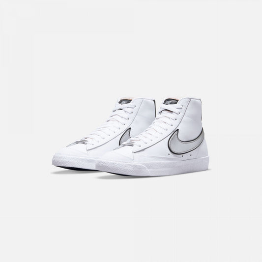 Nike | BLAZER MID'77 ESSENTIAL