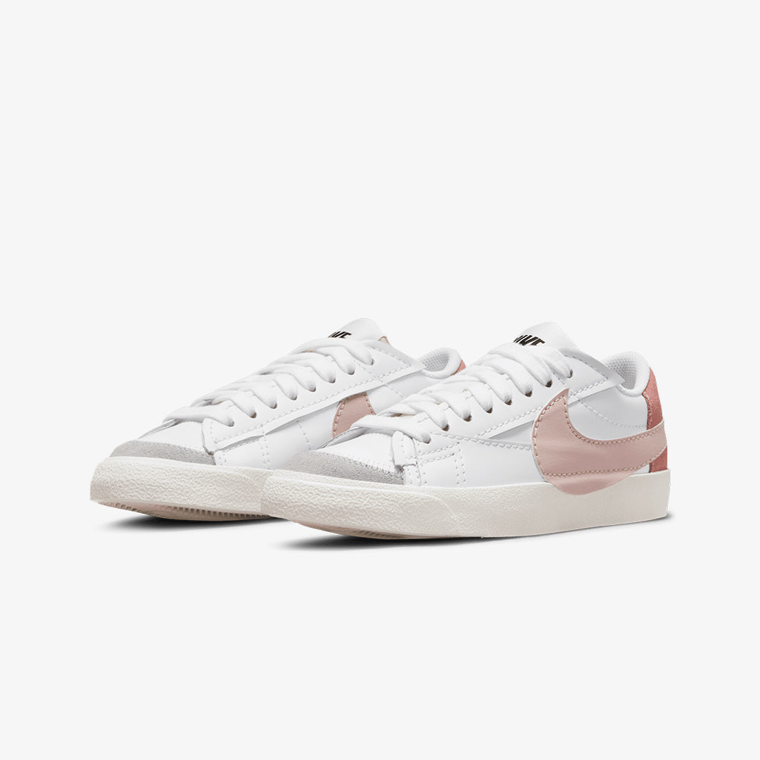 Nike | BLAZER LOW '77 JUMBO { WHITE/PINK OXFORD-ROSE WHISPER-WHITE