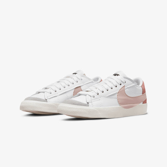 Nike | BLAZER LOW '77 JUMBO { WHITE/PINK OXFORD-ROSE WHISPER-WHITE