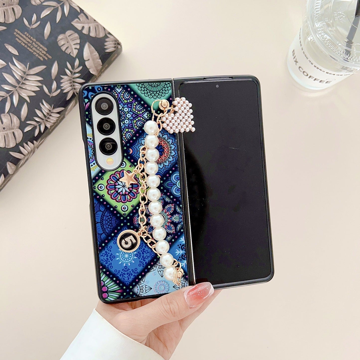 Ethnic Style Pearl Chain - Samsung