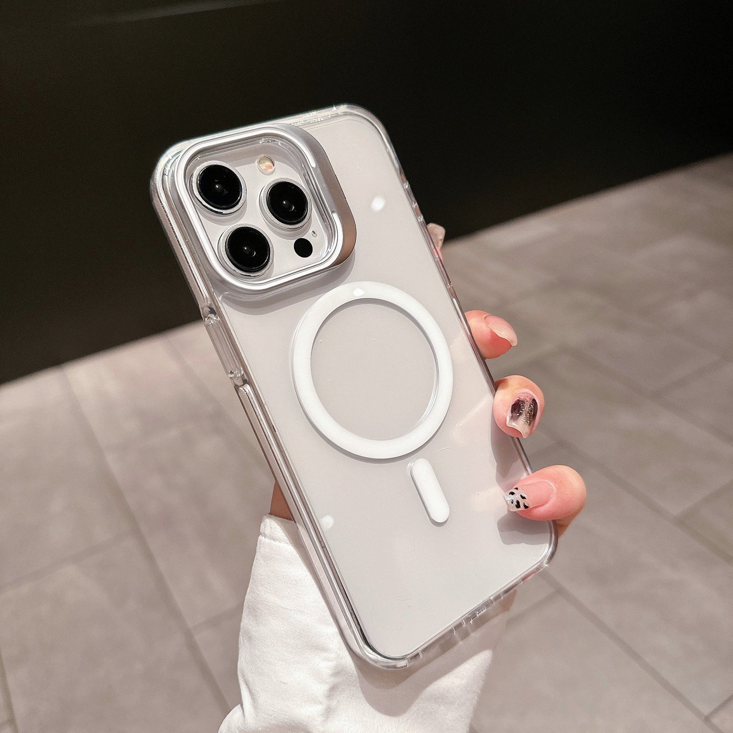 Transparent Dual Tone Lens Bracket Case - iPhone