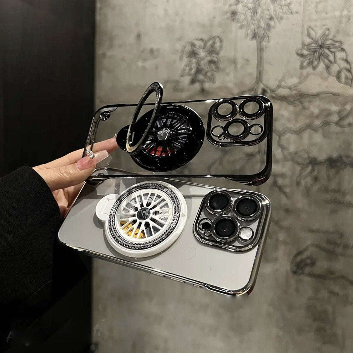 Ultimate Magnetic Rotating Borderless Case - iPhone