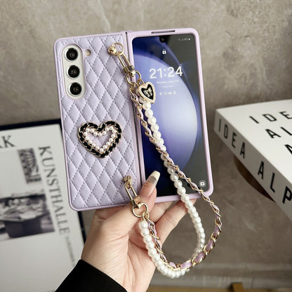 Elegant Pearl Charm Quilted Case - Samsung
