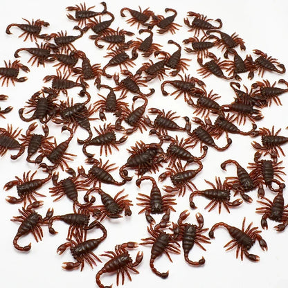 2407TA 5-50Pcs Halloween gadget Plastic Cockroaches Joke Decoration Props Rubber Toy Gags Practical Jokes Toys Plastic Bugs Cockroach
