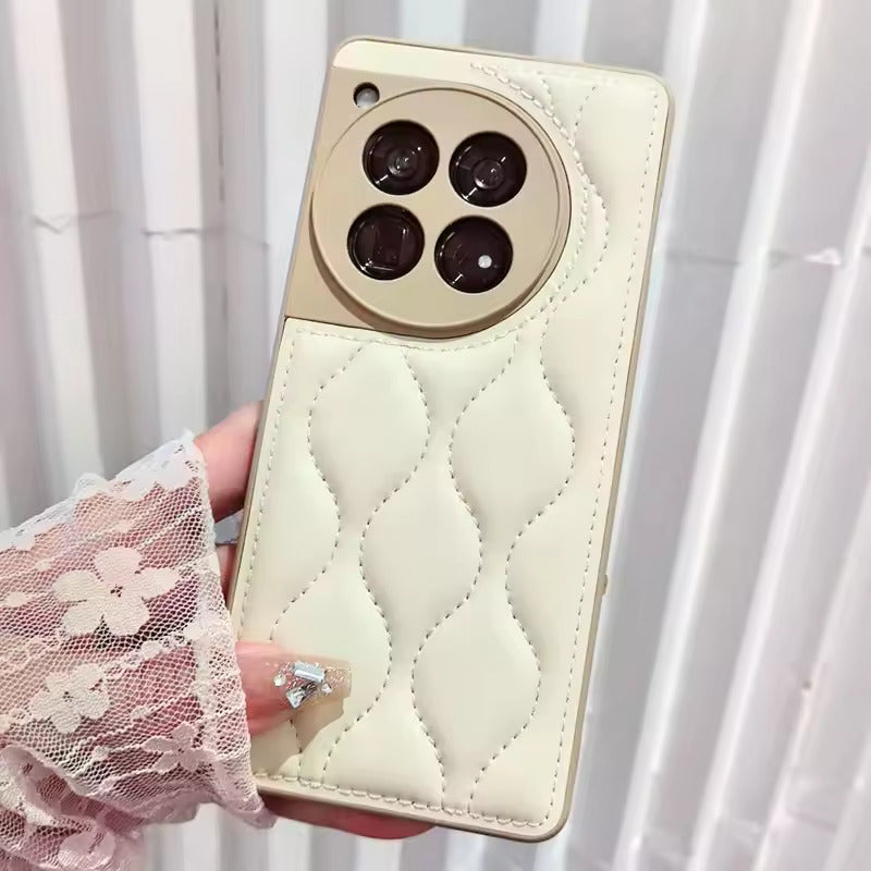 Soft Cream Quilted Case with Wave Pattern - OnePlus