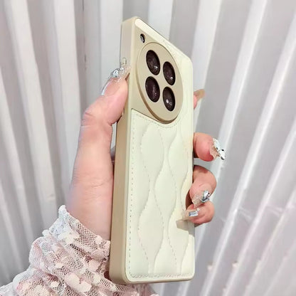 Soft Cream Quilted Case with Wave Pattern - OnePlus
