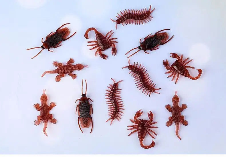 2407TA 5-50Pcs Halloween gadget Plastic Cockroaches Joke Decoration Props Rubber Toy Gags Practical Jokes Toys Plastic Bugs Cockroach