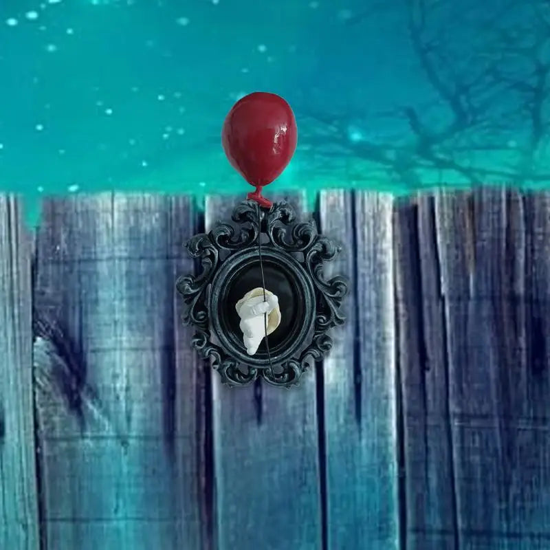 0709BA Clown Figurines Resin Wall Art Dark Clown Hand with a Balloon Clown Frame Hand Halloween Decoration for Home Table Desk Top