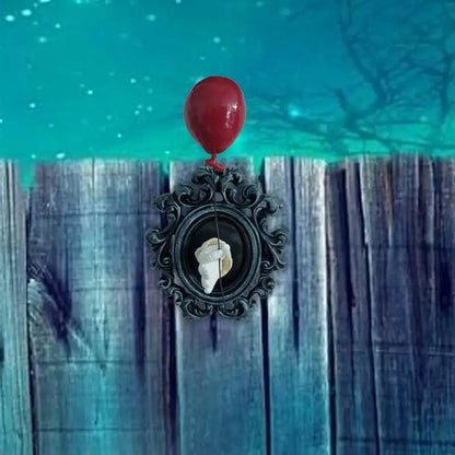 0709BA Clown Figurines Resin Wall Art Dark Clown Hand with a Balloon Clown Frame Hand Halloween Decoration for Home Table Desk Top