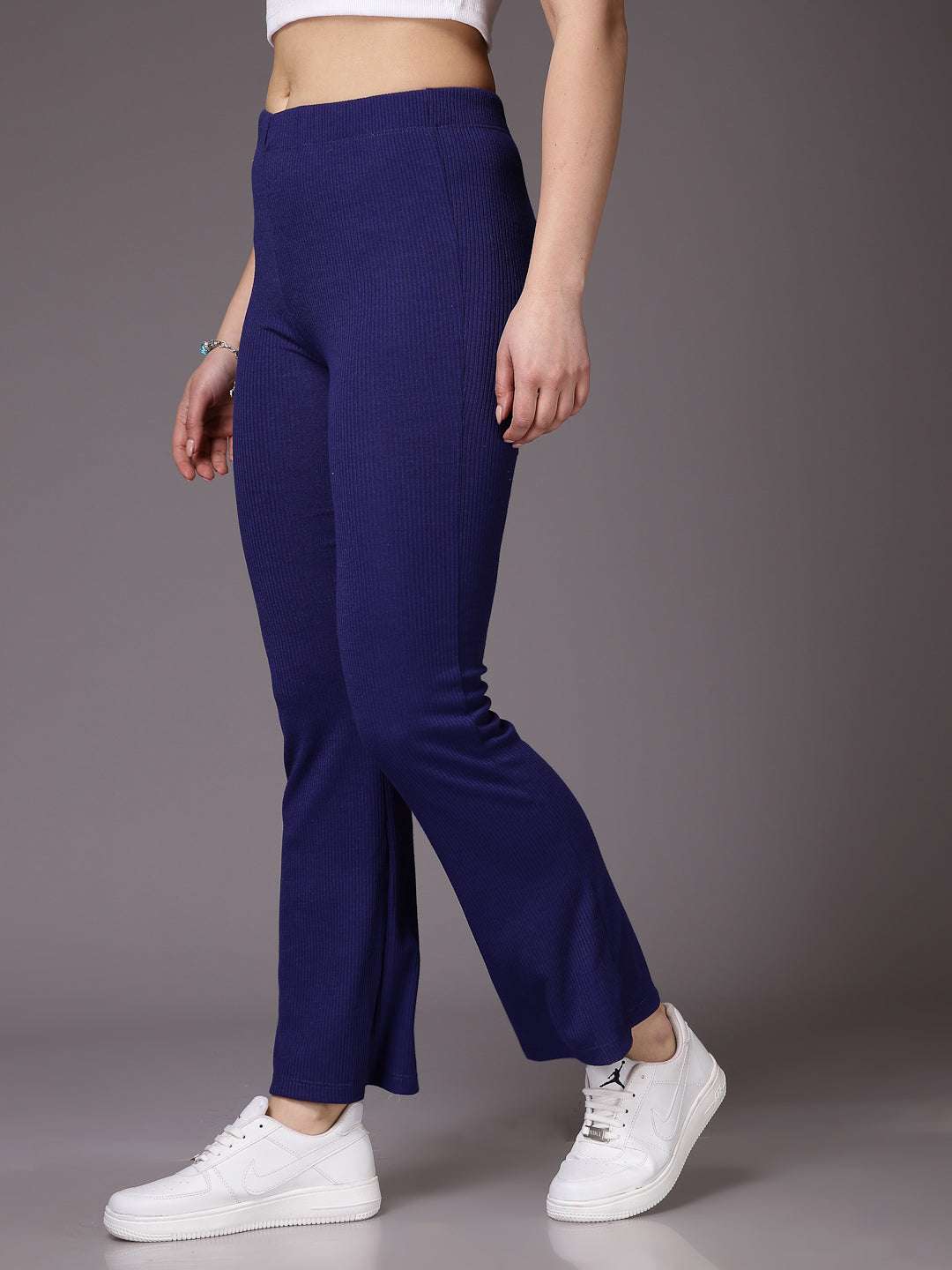Women Solid Trouser