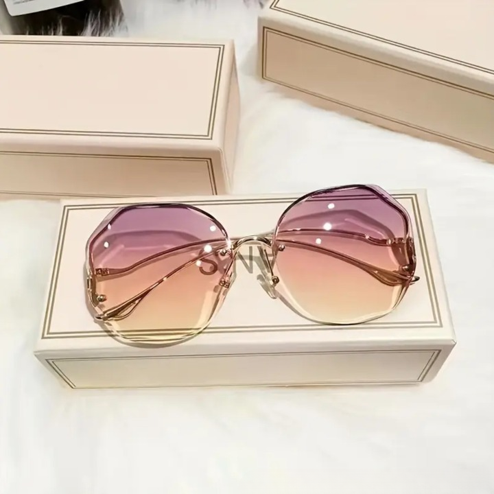 Irregular Cut-edge Luxury Eyewear